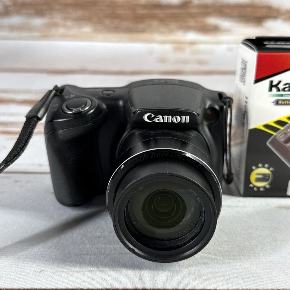 Black Canon PowerShot SX400 IS 16.0MP Digital Camera Bundle For Parts
